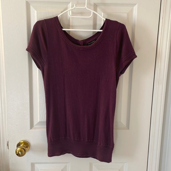 Banana Republic Plum Top - Picture 1 of 9